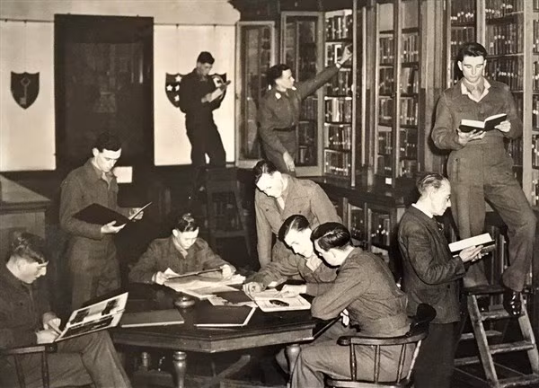 Học viên tại Học viện Sandhurst.