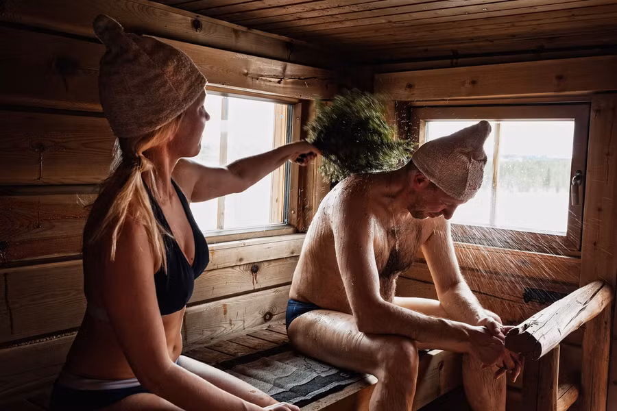 90% người Phần Lan xông hơi ít nhất mỗi tuần một lần. Ảnh: Nationalgeographic.com 90% người Phần Lan xông hơi ít nhất mỗi tuần một lần. Ảnh: Nationalgeographic.com