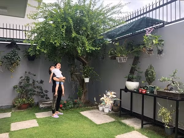 Cuộc sống của những mỹ nữ từng dc Trấn Thành, Trường Giang yêu đơn phương giờ ra sao?