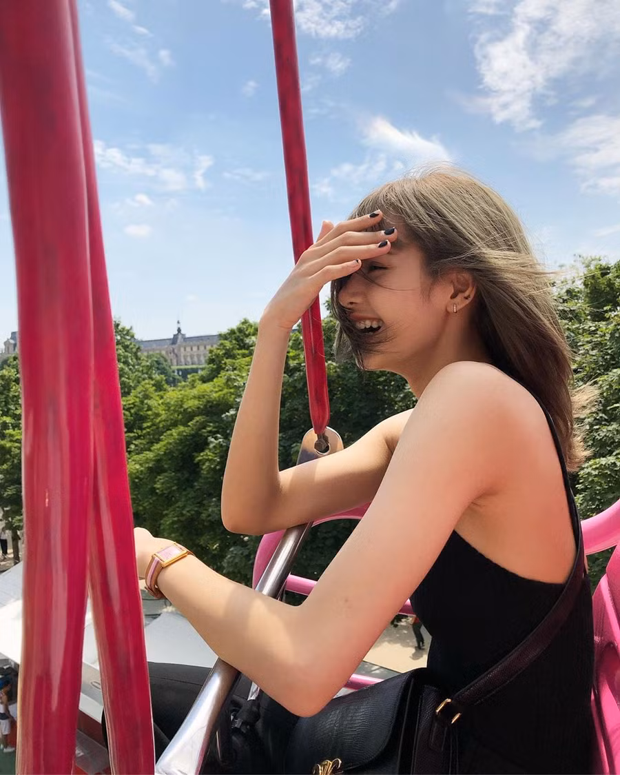 8 bức ảnh nhiều like nhất trên Instagram của Lisa BLACKPINK ảnh 5