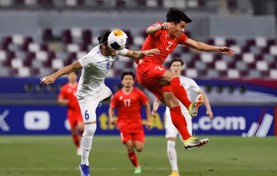 Thầy trò HLV Hoàng Anh Tuấn để thua đối thủ mạnh Uzbekistan 3-0 ở lượt cuối bảng D giải U23 châu Á 2024. Thầy trò HLV Hoàng Anh Tuấn để thua đối thủ mạnh Uzbekistan 3-0 ở lượt cuối bảng D giải U23 châu Á 2024.