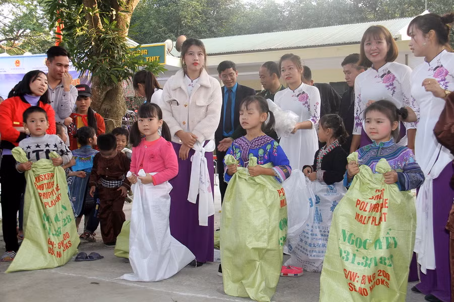 Vạch xuất phát, cũng căng thẳng lắm