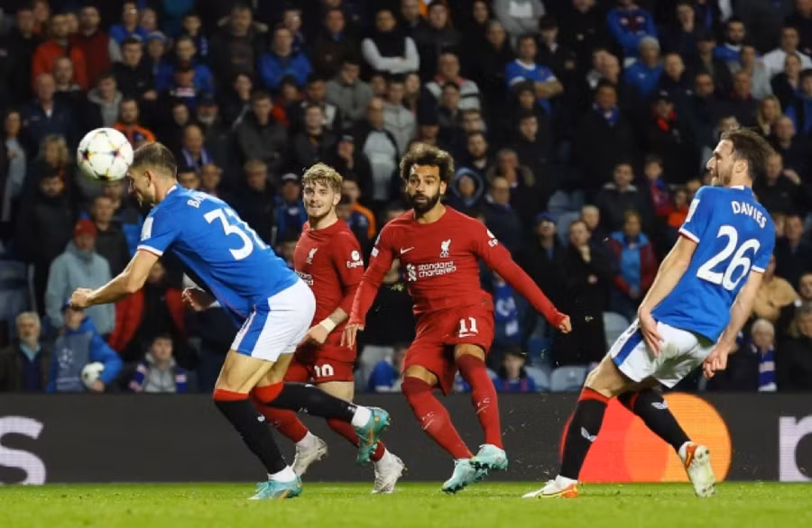 Salah ghi hat-trick chỉ trong vòng 6 phút 12 giây. Salah ghi hat-trick chỉ trong vòng 6 phút 12 giây.