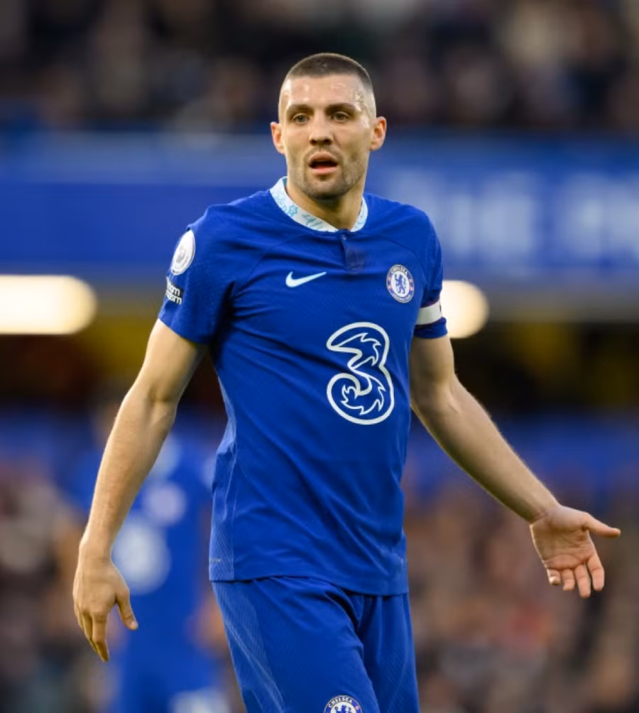Mateo Kovacic khả năng cao cũng phải rời Stamford Bridge.
