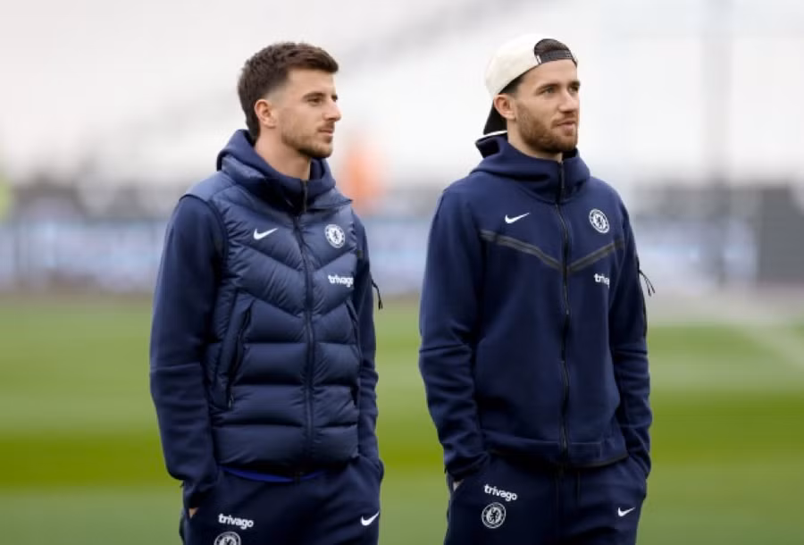Mason Mount và Ben Chilwell đối mặt với tương lai không chắc chắn ở Chelsea.