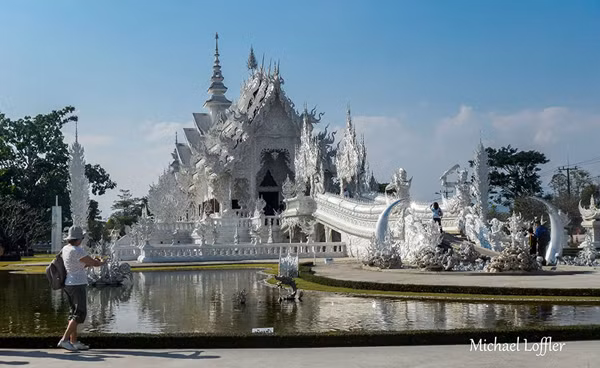 Chùa trắng ở Chiang Rai, Thái Lan.