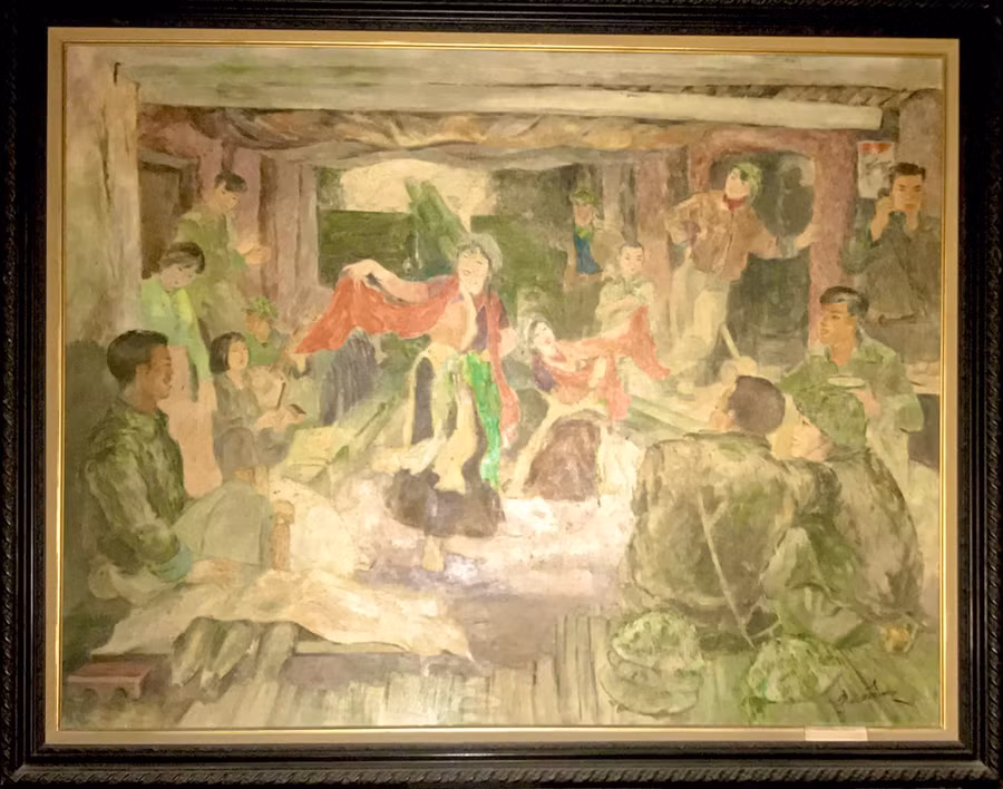 Tranh sơn dầu tác phẩm 'Xuân trong hầm pháo Điện Biên Phủ'. Ảnh tư liệu. Tranh sơn dầu tác phẩm 'Xuân trong hầm pháo Điện Biên Phủ'. Ảnh tư liệu.