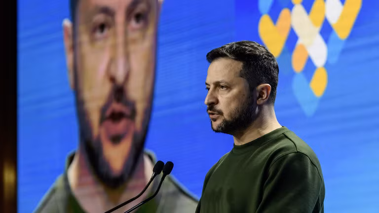 Tổng thống Ukraine Vladimir Zelensky