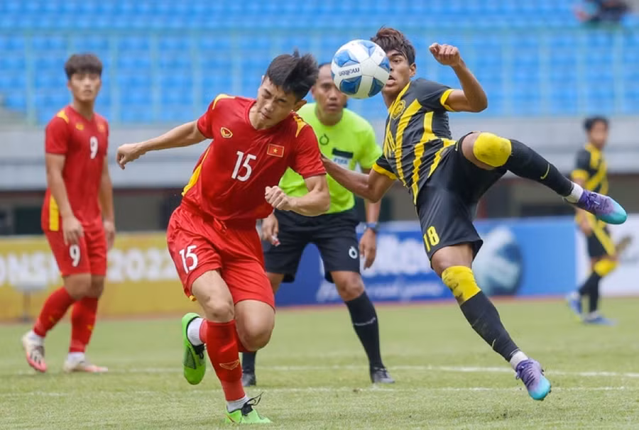 U19 Việt Nam phải dừng bước ở bán kết giải U19 Đông Nam Á trước Malaysia.