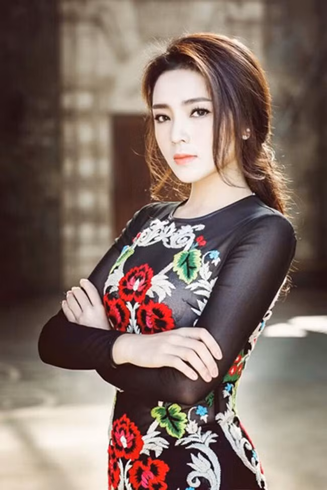 5 Hoa hau Viet dep bat ngo sau khi gianh vuong mien