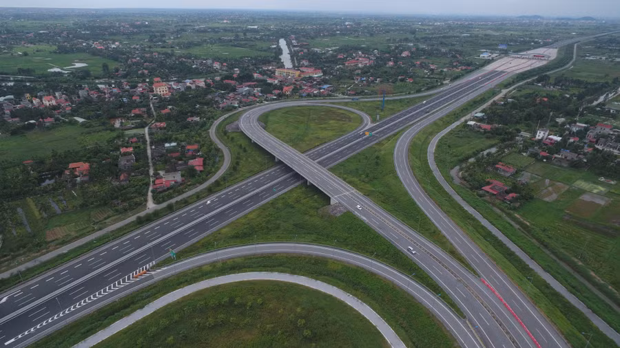 Phó Thủ tướng yêu cầu Hải Phòng, Ninh Bình và Sơn La thực hiện công tác chuẩn bị đầu tư theo quy định đối với 2 tuyến đường bộ cao tốc qua các địa phương này. (Ảnh minh họa)