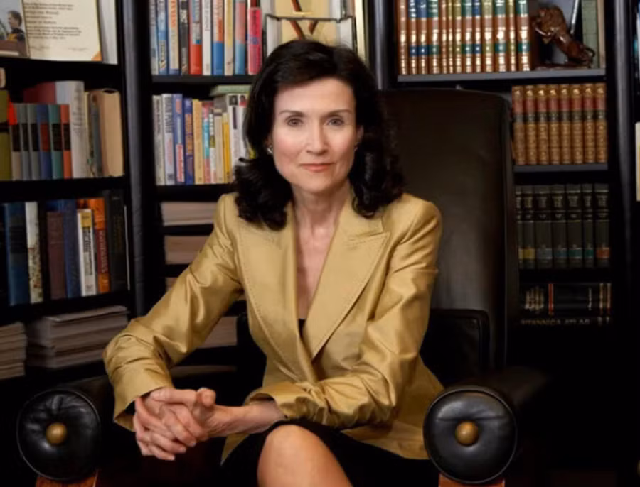 Marilyn vos Savant - người có IQ cao nhất thế giới. Marilyn vos Savant - người có IQ cao nhất thế giới.