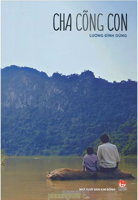 Bìa cuốn sách "Cha cõng con"