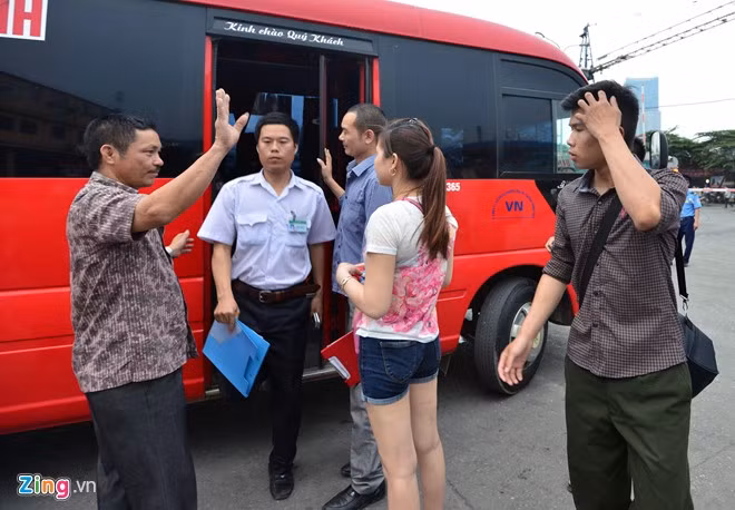 Xử phạt hàng chục xe 