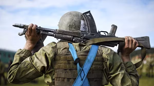 Súng trường tấn công Kalashnikov.