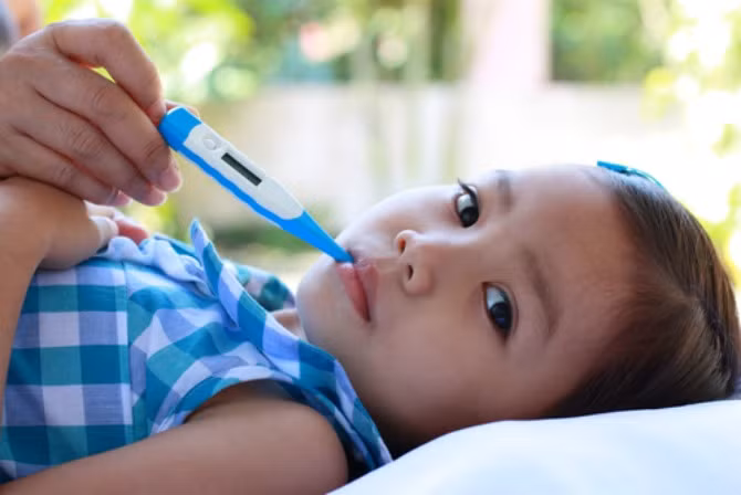 8 sai lầm điển hình cha mẹ thường mắc phải khi cho con uống thuốc ảnh 7
