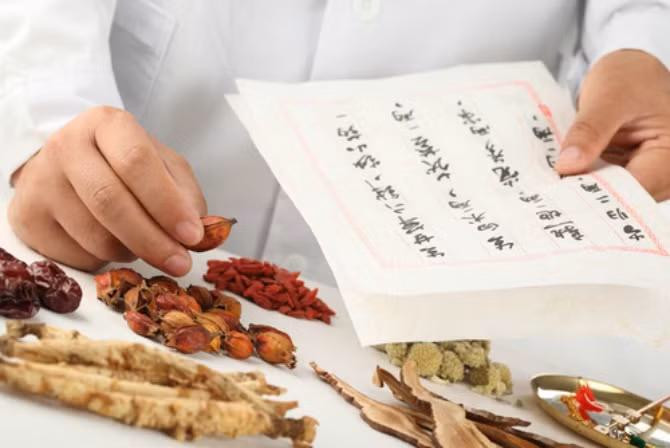 8 sai lầm điển hình cha mẹ thường mắc phải khi cho con uống thuốc ảnh 8