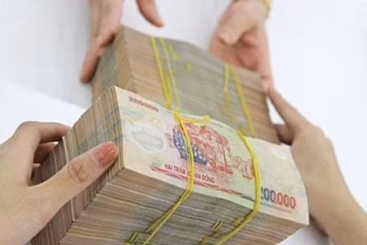 Kiện vì cho rằng bạn cầm tiền hộ rồi cho chính mình vay lấy lãi - Ảnh 1