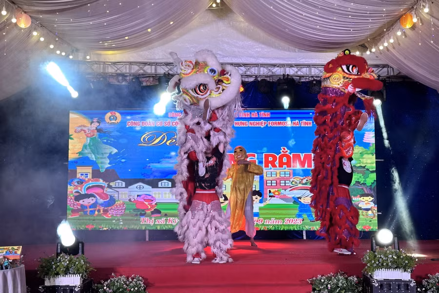 Chương trình có nhiều tiết mục đặc sắc.