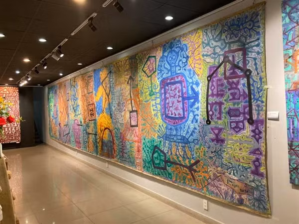 Tác phẩm “Hành trình Mê Kông” (sơn dầu trên toan - 2,5m x 11m) của Lê Triều Điển.
