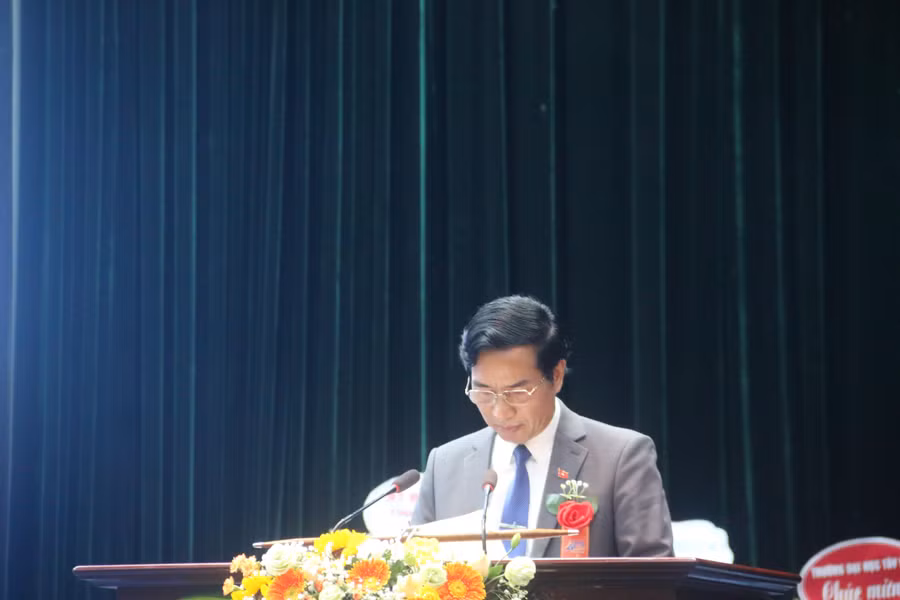 PGS.TS Nguyễn Huy Hoàng phát biểu tại Lễ Kỷ niệm. PGS.TS Nguyễn Huy Hoàng phát biểu tại Lễ Kỷ niệm.