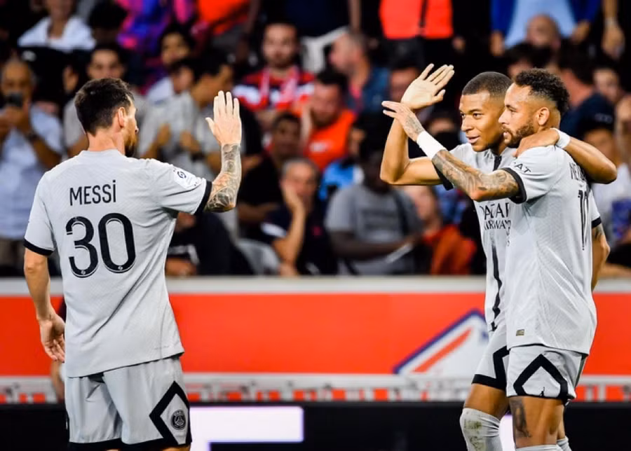 Neymar - Mbappe - Messi cùng nhau tỏa sáng giúp PSG thắng địch thủ Lille 7-1 hôm 22/8.