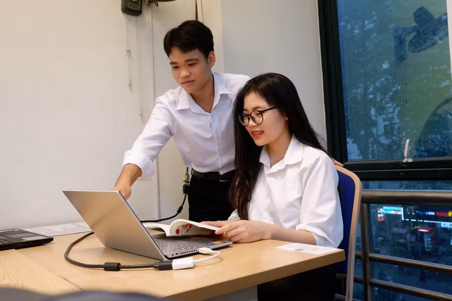 Sinh viên Trường ĐH Sư phạm Hà Nội. Ảnh: NTCC