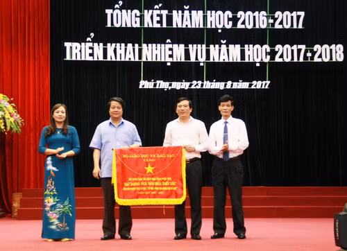 Phú Thọ: Dẫn đầu phong trào thi đua “Đổi mới sáng tạo trong dạy và học”