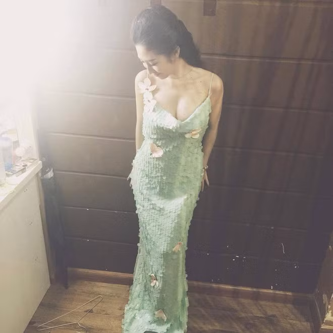 Khổng Tứ Quỳnh sexy bất ngờ sau thời gian dài mất tích - Ảnh 11.