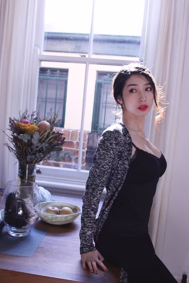 Khổng Tứ Quỳnh sexy bất ngờ sau thời gian dài mất tích - Ảnh 13.