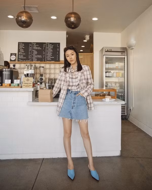 Street style tràn ngập blazer thời thượng của loạt fashionista thế giới