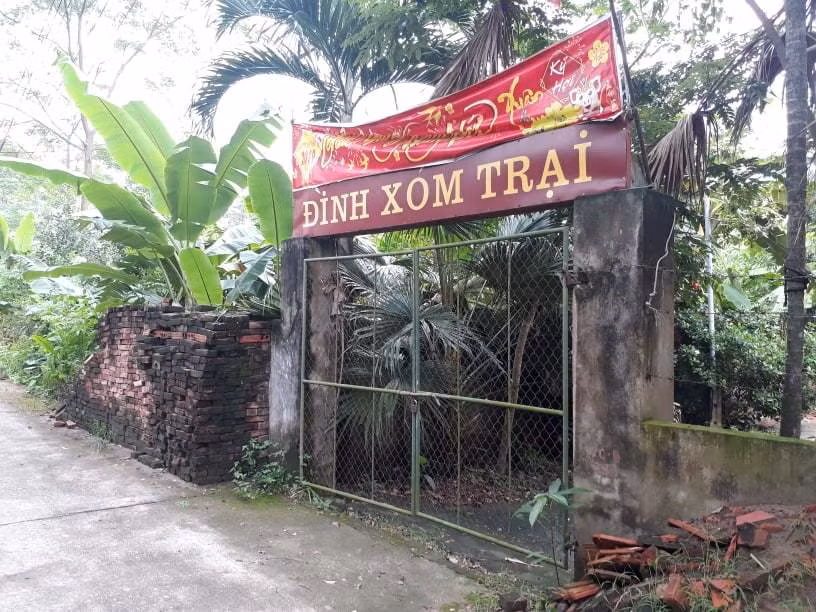 Cả làng quây tôn, dựng chốt bảo vệ cây sưa 22 tỷ ở Vĩnh Phúc ảnh 4 Cả làng quây tôn, dựng chốt bảo vệ cây sưa 22 tỷ ở Vĩnh Phúc