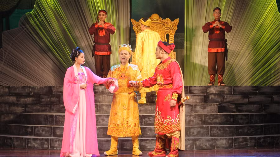 Một cảnh trong vở chèo 'Trung trinh liệt nữ'.