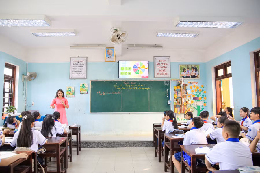 Một tiết học phân môn Lịch sử của học sinh Trường THCS Chu Văn An.