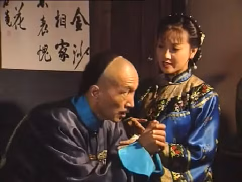 "Tể tướng Lưu gù" suýt chết đói ngoài đường vì mê kịch