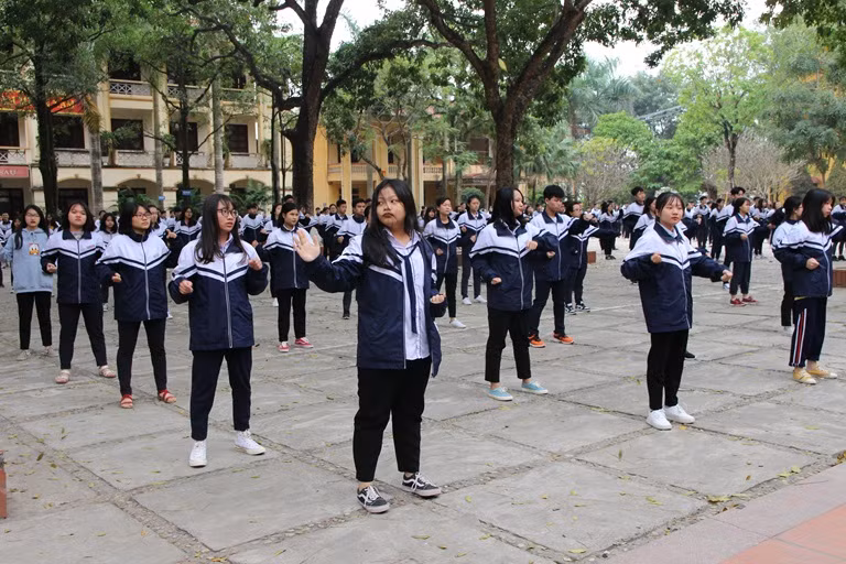 Học sinh được học giáo dục thể chất với phương pháp hoàn toàn mới. Học sinh được học giáo dục thể chất với phương pháp hoàn toàn mới.