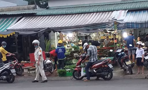 Bình Dương tạm dừng hoạt động chợ tự phát để phòng, chống dịch. Ảnh: binhduong.gov.vn.