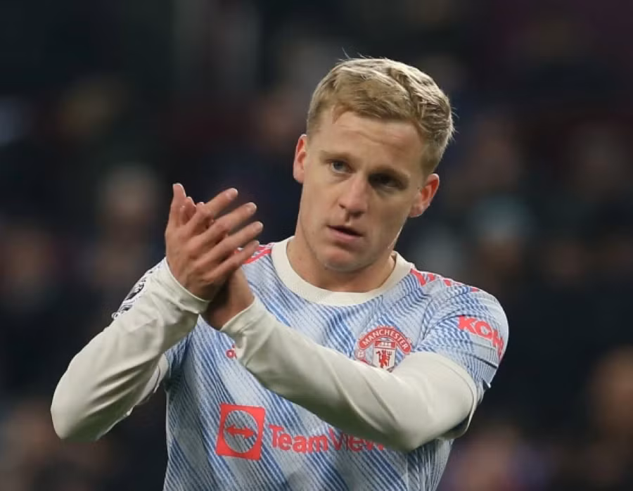 Van De Beek từ chối cơ hội sang Newcastle theo dạng cho mượn.