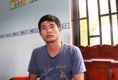 Trao chia khoa chiec o to cho nguoi hung deo Bao Loc - Anh 1