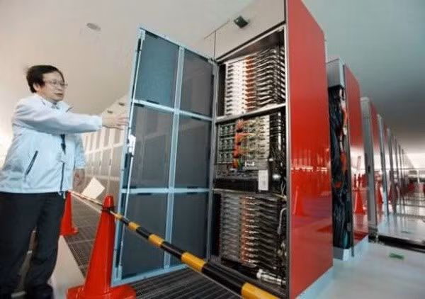 Nhật Bản phát triển siêu máy tính mới 