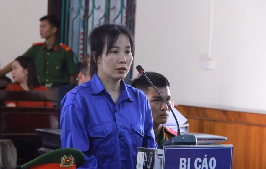 Bị cáo Hoàng Thị Thảo tại phiên xét xử sơ thẩm. (Ảnh: T.H)