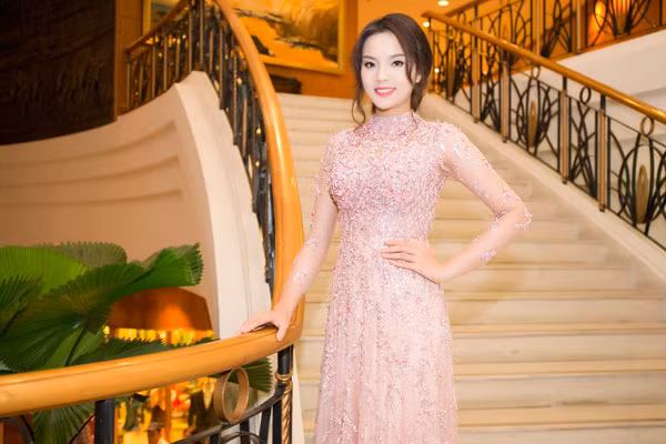 Hoa hậu Nguyễn Cao Kỳ Duyên: Tôi không phải người đua đòi ảnh 2