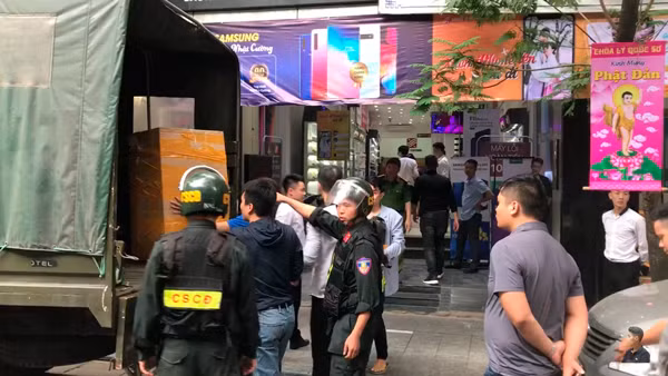 Cán bộ bị bắt, lãnh đạo Hà Nội… chờ kết luận