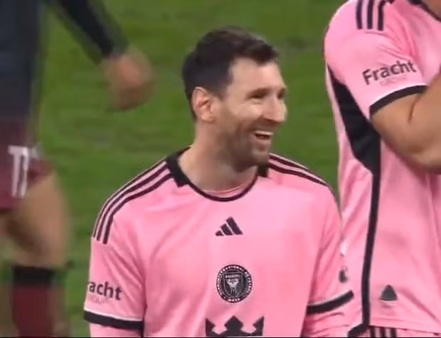 Messi liên tiếp gặp sóng gió ảnh 2