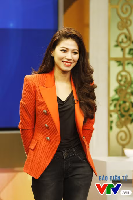 Dan my nhan cua VTV24 nao dong Bua trua vui ve - Anh 5