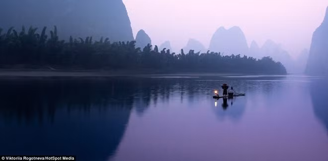 Các ngư dân chỉ đánh bắt đủ số cá để nuôi sống gia đình họ. Đây là cách bảo tồn hoàn hảo cho những thế hệ sau. Đánh cá bằng chim cốc ở làng chài 1.000 năm tuổi