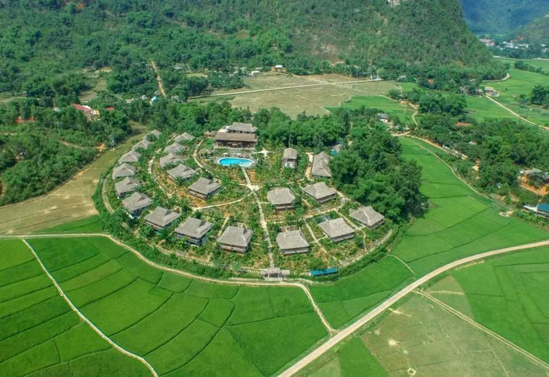 Dự án Khu Du lịch sinh thái nghỉ dưỡng Mai Châu Ecologde do Công ty TNHH Du lịch nghỉ dưỡng sinh thái Mai Châu thực hiện không cung cấp được văn bản quy hoạch, giấy phép xây dựng. (Ảnh: Mai Châu Ecologde) Dự án Khu Du lịch sinh thái nghỉ dưỡng Mai Châu Ecologde do Công ty TNHH Du lịch nghỉ dưỡng sinh thái Mai Châu thực hiện không cung cấp được văn bản quy hoạch, giấy phép xây dựng. (Ảnh: Mai Châu Ecologde)