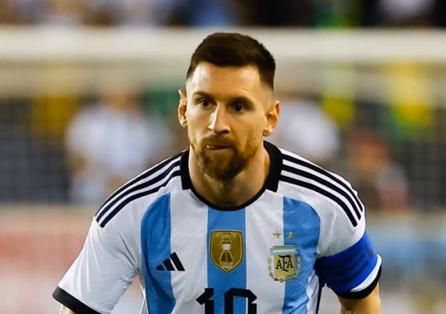 Siêu máy tính dự đoán Lionel Messi và tuyển Argentina vô địch World Cup 2022. Siêu máy tính dự đoán Lionel Messi và tuyển Argentina vô địch World Cup 2022.