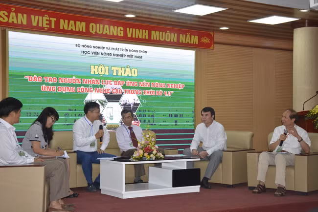 Hội thảo khoa học “Đào tạo nguồn nhân lực đáp ứng nền nông nghiệp ứng dụng công nghệ cao thời kỳ 4.0”