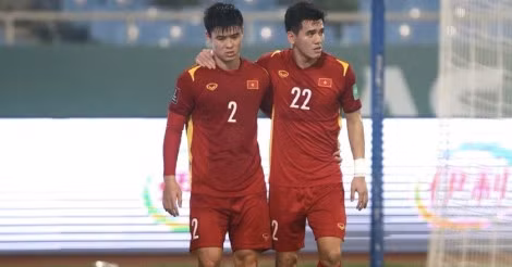 Duy Mạnh tiếc nuối vì để thua Saudi Arabia.
